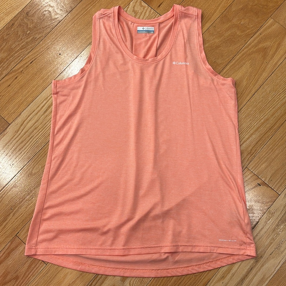 Columbia Vibrant peach Omni-wick tank